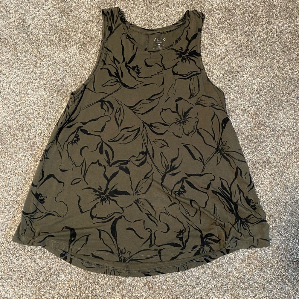 Apt 9 olive green tank top size medium